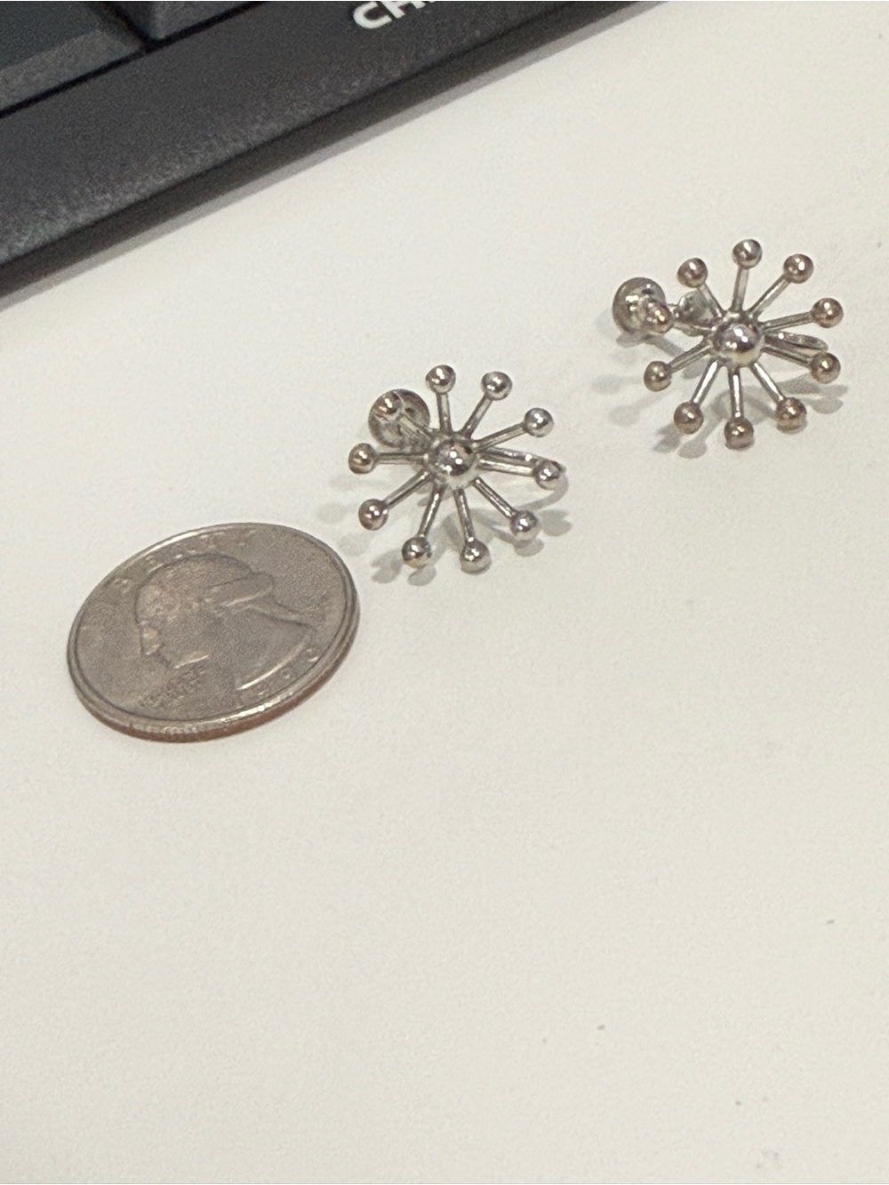 Beau Sterling Signed Sterling Silver Starburst Screw-Back Earrings (read)